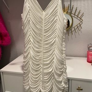 White v neck boutique mini dress